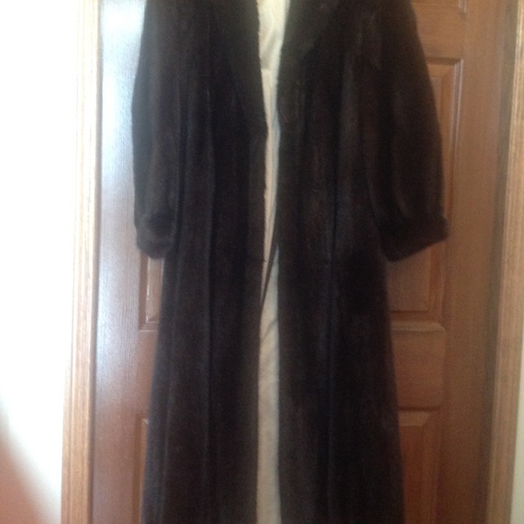 Ranch mink coat - Picture 3 of 3